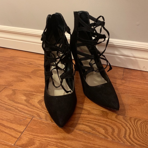 Just FAB Heels! - Picture 2 of 5